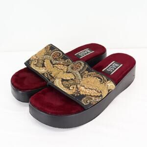 Bass Vintage 90s Delilah Velvet Gold Embroidered Platform Sandal Size 8